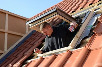 Pose de fenêtres de toit Velux à Boscamnant